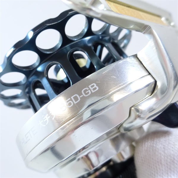カセ筏師　ＴＨＥアスリート大チヌ６５Ｄ－ＧＢ　左